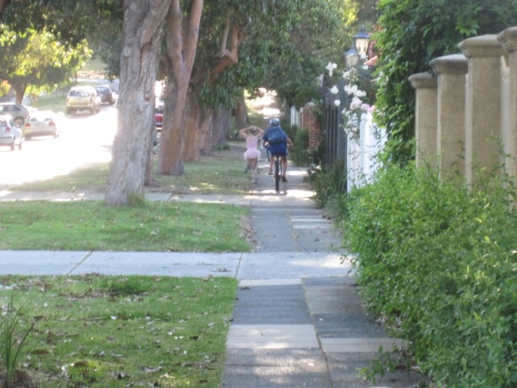 Optimized-bailarina e sua irmã